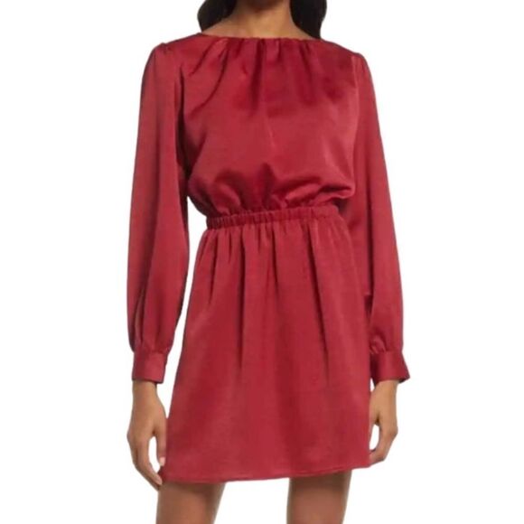 Lost + Wander Emerald Eyes Long Sleeve
Mini Dress
Size medium - Picture 1 of 11